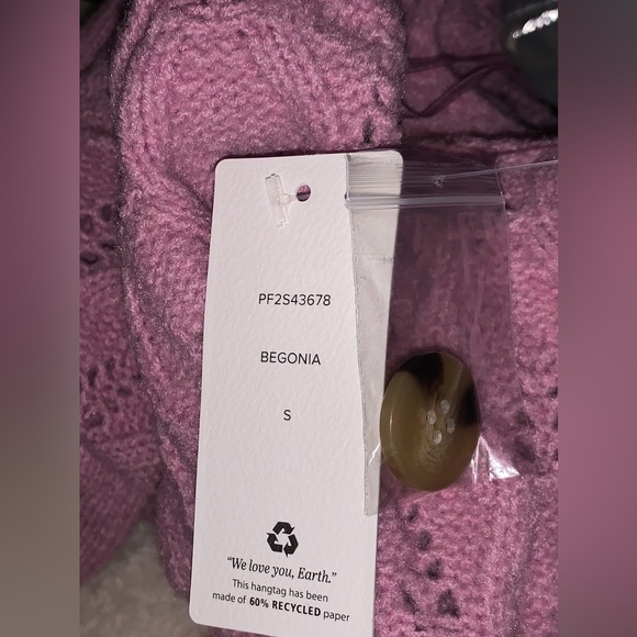 NEW! Pink Rose Lilac Soft As Heck Button Up Semi Crop Puffer Sweater - Picture 7 of 9